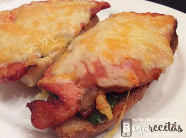 Montado de lomo con pimientos gratinado