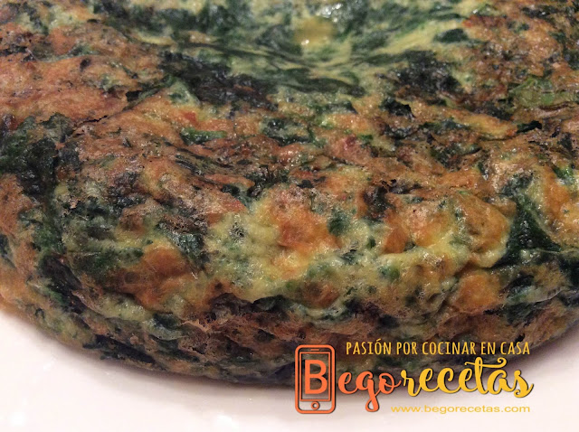 Tortilla de espinacas y queso